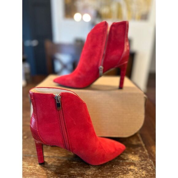 Nine West Women's Mikale Ankle Boot - Picture 1 of 7